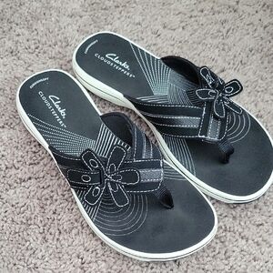 Clarks Cloudsteppers Black Sandals Women's Size 7
